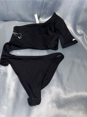 ALO Yoga | Swim | Alo Yoga Body Wave One Piece | Poshmark